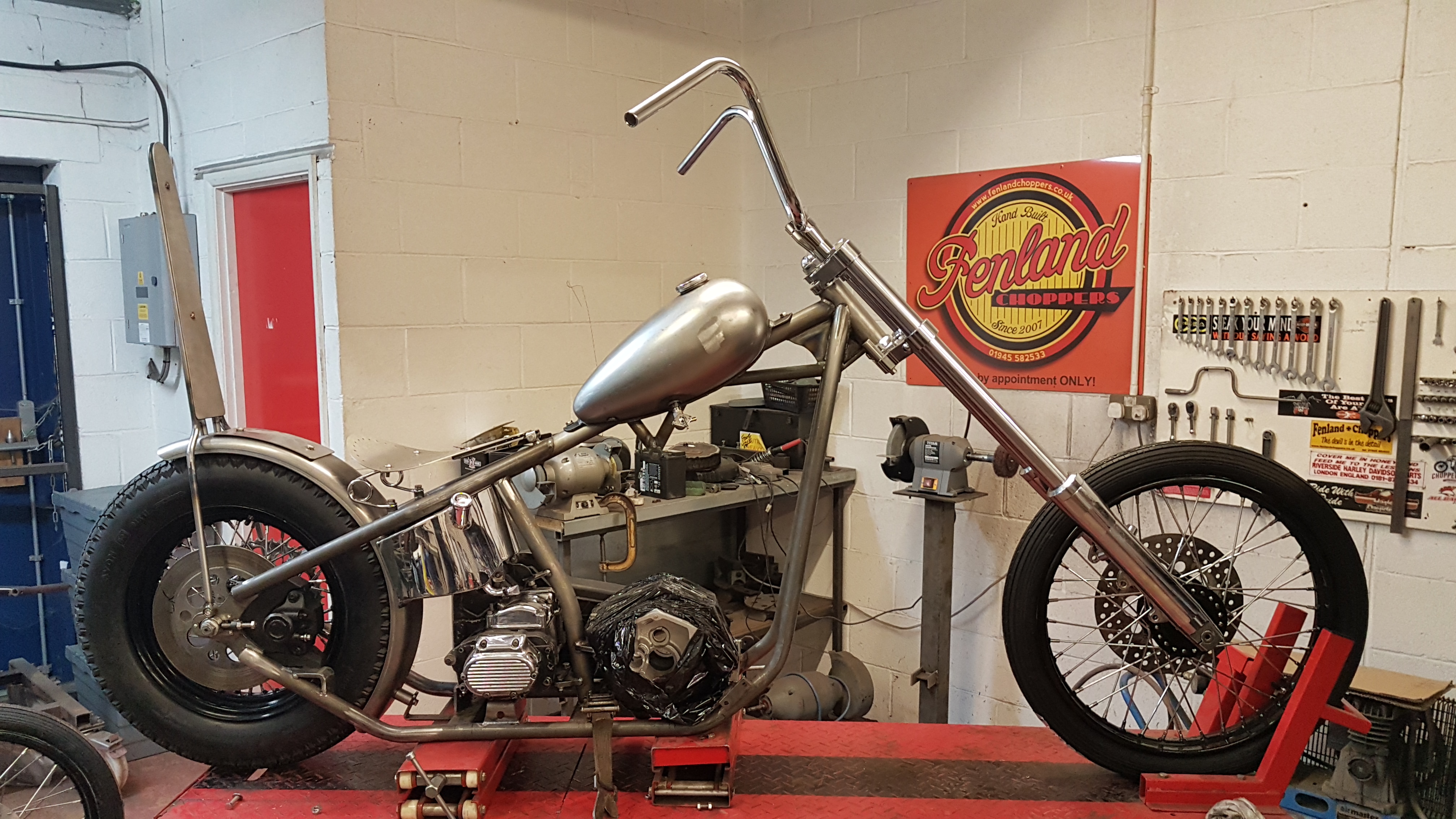 Big twin chopper shop